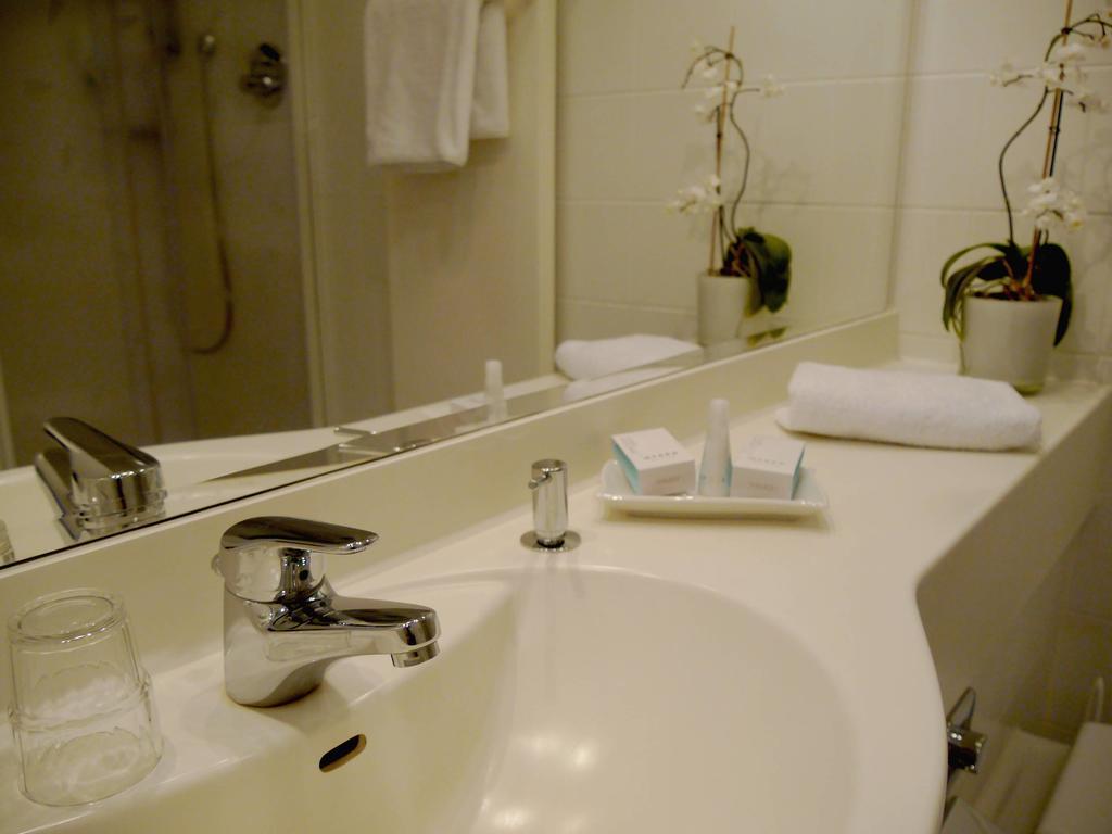 ビジネス-ホテル アルテス ケムニッツ 部屋 写真